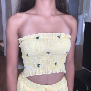 yellow tube top with daisies